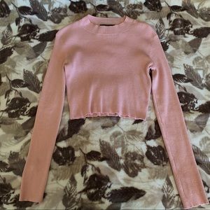 Light pink ribbed cropped long sleeve sweater